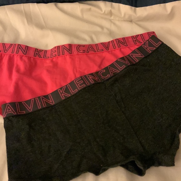 Calvin Klein ULTIMATE COTTON BOYSHORT for women - Pink and Dark Gray - Picture 6 of 11